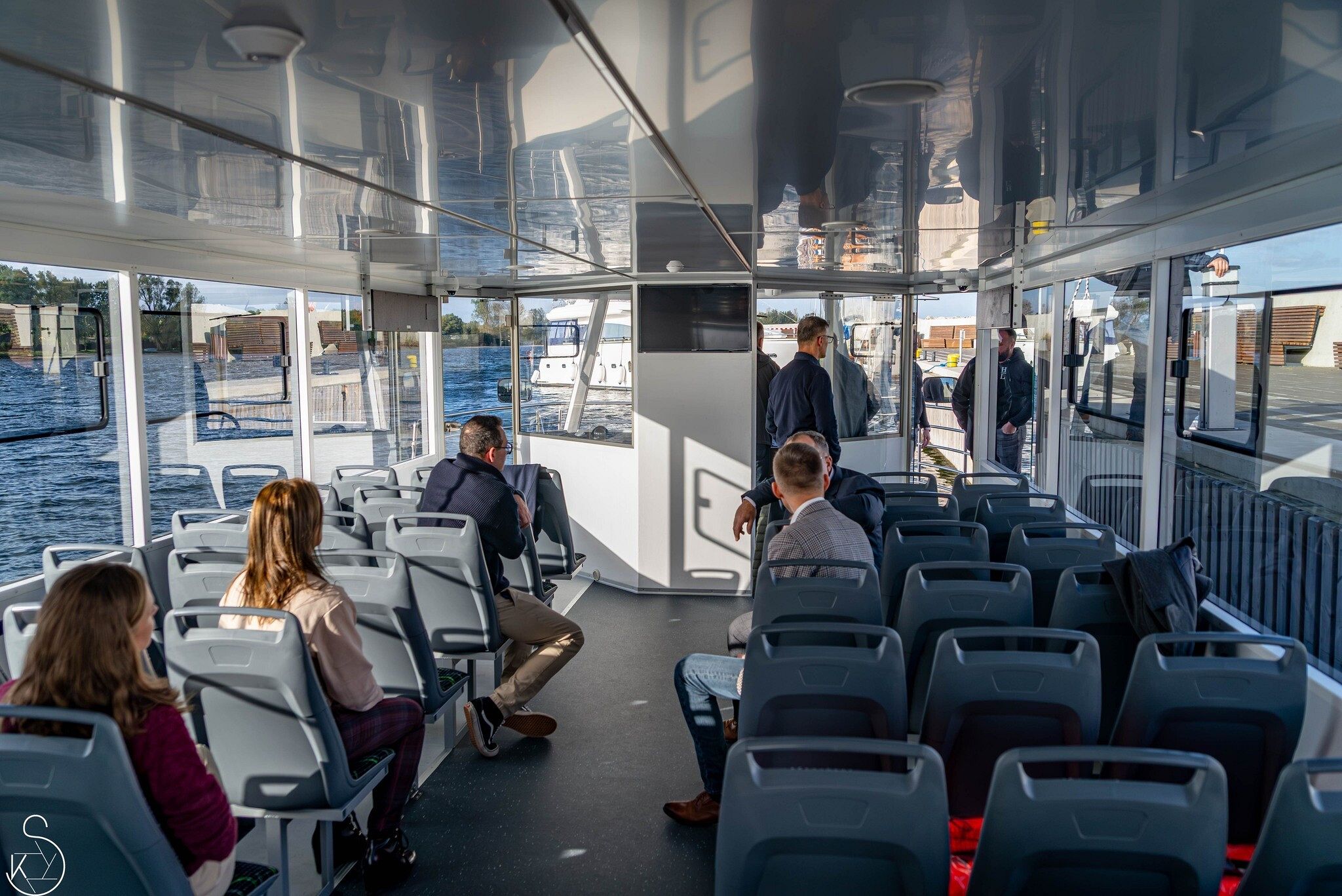 10.10.2025 na wodach Zatoki Puckiej  odbyły się testy elektrycznego tramwaju wodnego