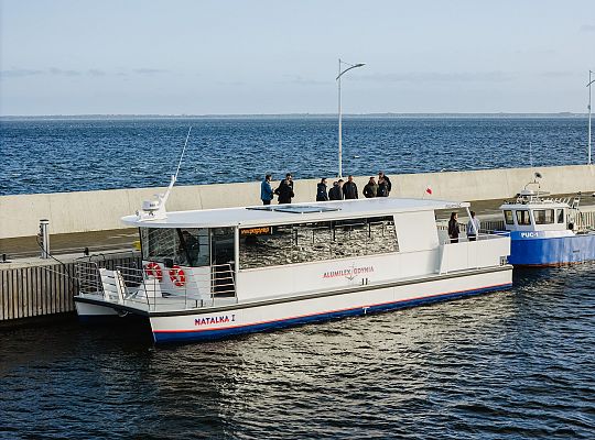 10.10.2025 na wodach Zatoki Puckiej  odbyły się testy elektrycznego tramwaju wodnego