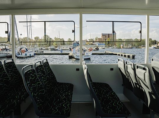 10.10.2025 na wodach Zatoki Puckiej  odbyły się testy elektrycznego tramwaju wodnego