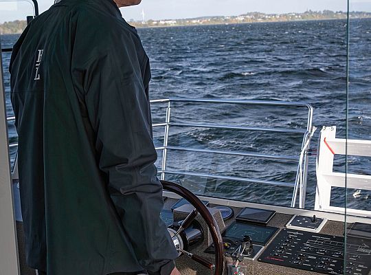 10.10.2025 na wodach Zatoki Puckiej  odbyły się testy elektrycznego tramwaju wodnego